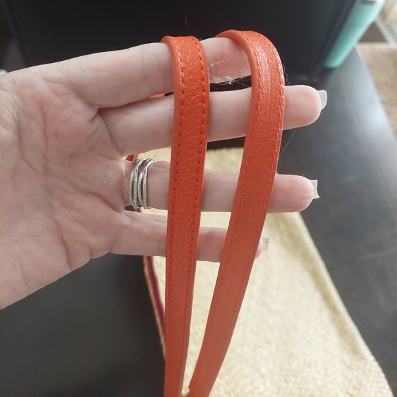 Kate Spade RARE NWT 57/100 made. Pink Butterflies Woven Straw Tote. - Picture 2 of 10